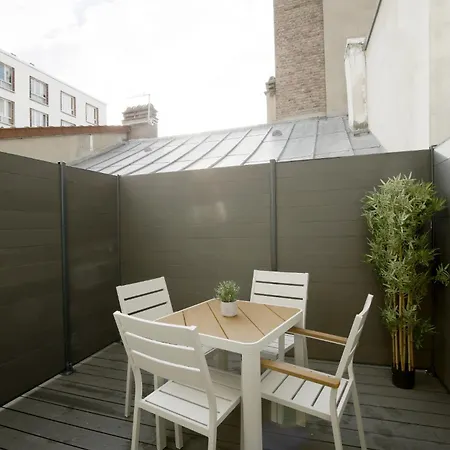 Chill-out On Private Patio In Vintage Masterpiece * París