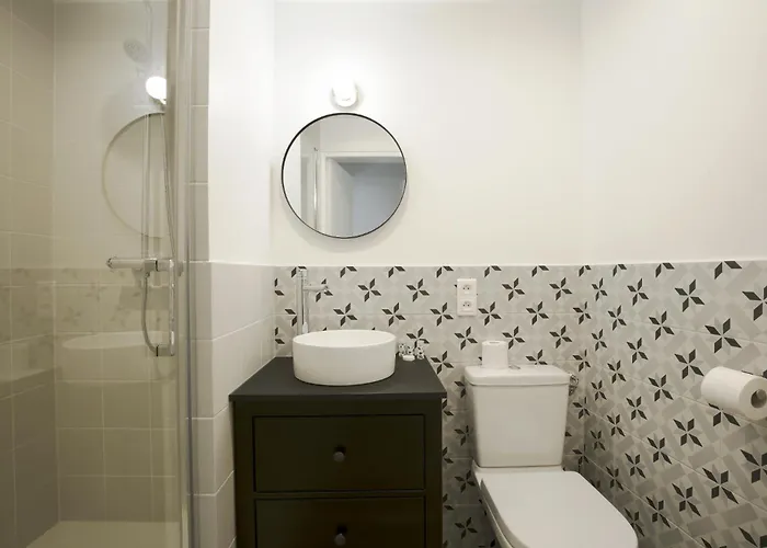 Chill-out On Private Patio In Vintage Masterpiece Apartment Paris