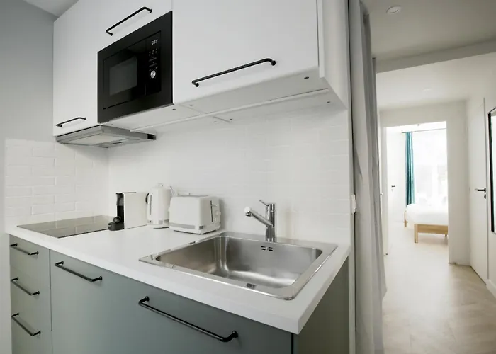 Chill-out On Private Patio In Vintage Masterpiece * Paris