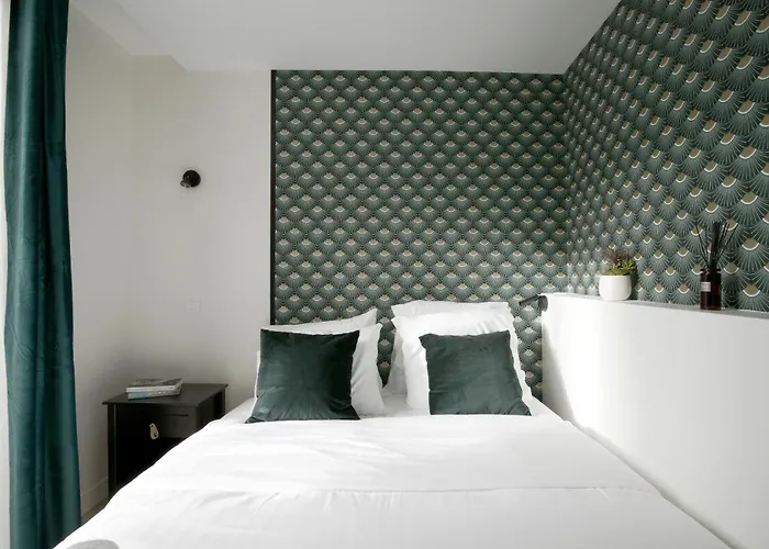 Chill-out On Private Patio In Vintage Masterpiece