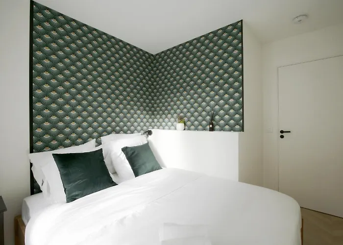 Chill-out On Private Patio In Vintage Masterpiece